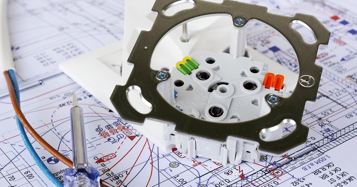 Jak zaplanować instalację elektryczną w nowym mieszkaniu?