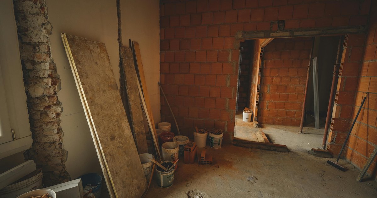 Remont mieszkania bez ekipy – co można zrobić samemu?