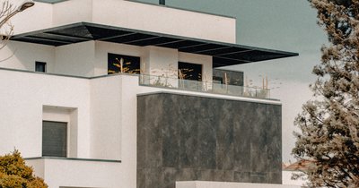 Nowoczesny dom z płaskim dachem – minimalizm